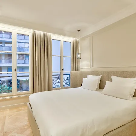 Maison Iena - Serviced On Champs Elysees *