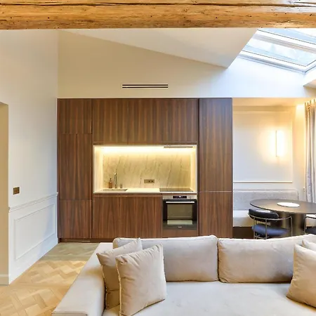 Maison Iena - Serviced On Champs Elysees * París