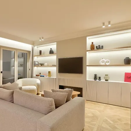 Maison Iena - Serviced On Champs Elysees Paris