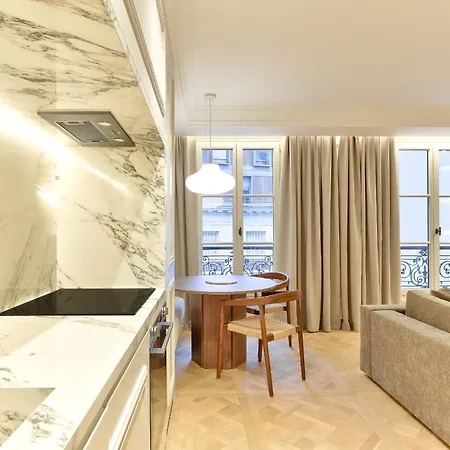 Maison Iena - Serviced On Champs Elysees *