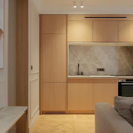 Maison Iena - Serviced On Champs Elysees *