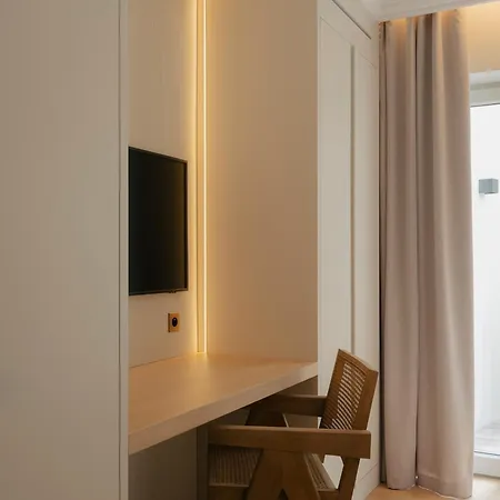 Maison Iena - Serviced On Champs Elysees París