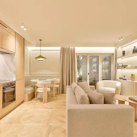 Maison Iéna - Serviced On Champs Elysées *