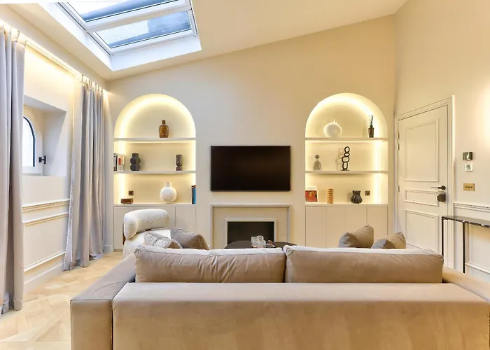 Maison Iena - Serviced On Champs Elysees