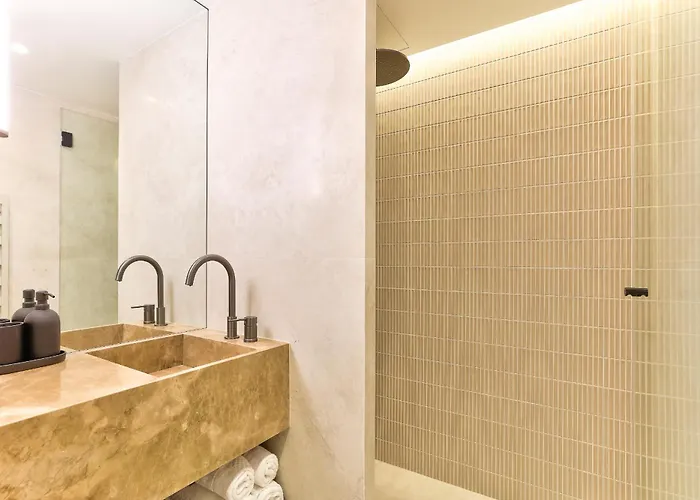 Maison Iena - Serviced On Champs Elysees *