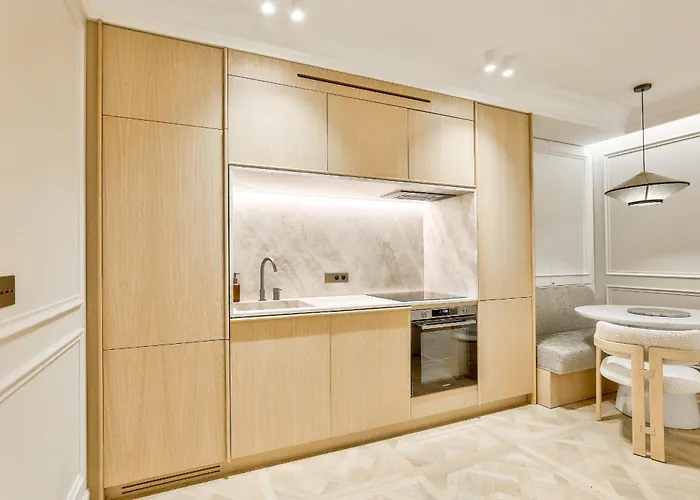 Maison Iena - Serviced On Champs Elysees *