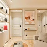 Maison Iena - Serviced On Champs Elysees *