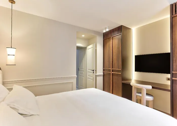 Apartament Maison Iena - Serviced On Champs Elysees Paryż