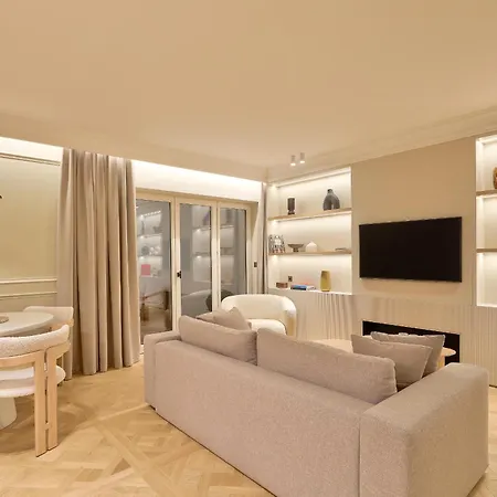 Maison Iéna - Serviced On Champs Elysées